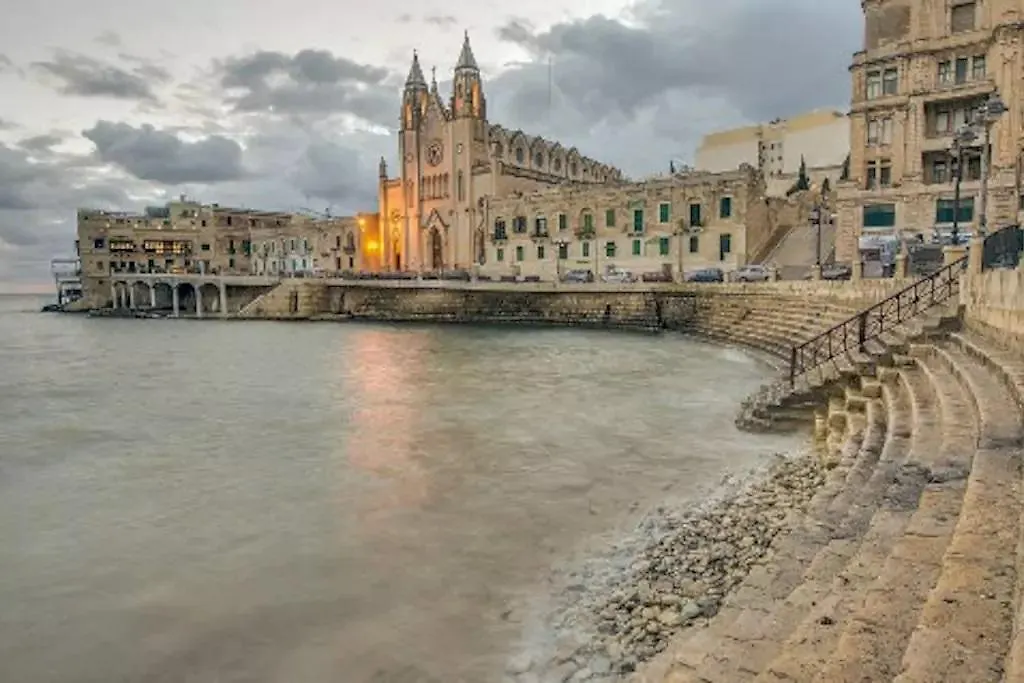 Depiro Point Sliema Lägenhet Malta